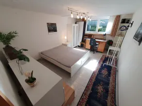 Privates Souterrain Appartement mit Wohnzimmer - Image 5