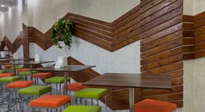 Caravan Hotel - Image 4