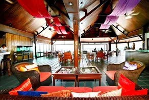 Lipa Lodge Beach Resort - Image 4