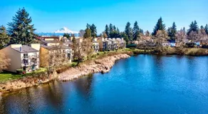 Casa Bella Homes - Top floor 2-BR 1 Bath Condo, Centrally located - Image 4