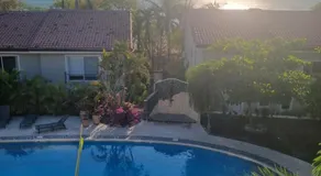 Beach Front Condo for 10 people - Image 3