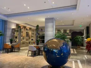 Kyriad Hotel Zhengzhou High Speed Railway East Station - Image 4