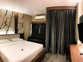 The chess hotel - Image 5