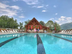 Mountain Valley Lodge Gatlinburg Wears Valley P Forge - Image 3