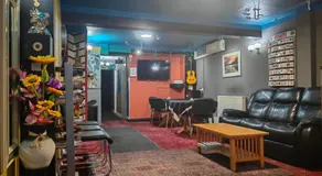 City View Hotel Roman Road - Image 2
