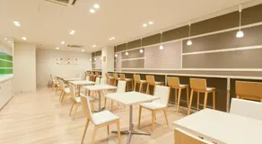 Hotel Green With - Image 5