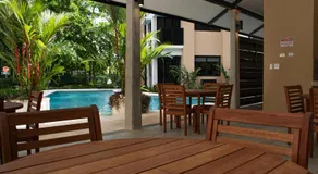 Bird & Surf 2BD Retreat Jungle Views Pool Gym - Image 5