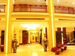 Promenade Hotel - Image 5