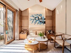 Wan Xiang Hot Spring Malong Courtyard - Image 5