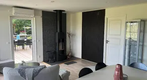Modern Lakeside Hideaway - Image 4