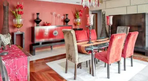 Spacious villa in Santo Tirso with private pool 850 m² and jacuzzi - Image 2