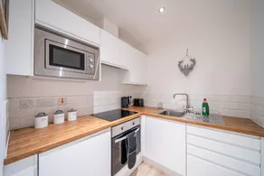 Cozy Retreat near Hollingworth Lake | Milnrow, Rochdale - Image 4