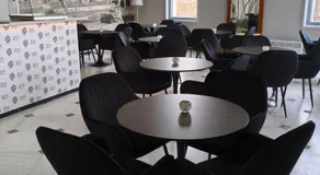 Tinion Hotel - Image 5
