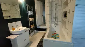 Comfortable Home Away From Home - Image 2