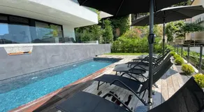 Villa V with pool and free parking - Image 5