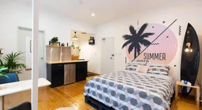 Beachfront Bondi Studio with Aircon - Image 2