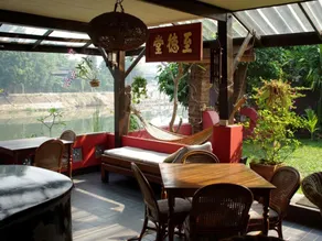 The Riverside Guest House - Image 3