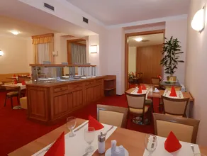 Hotel Grand - Image 3