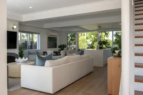 Luxury Solar Pool Villa, Steps from Bokarina Beach - Image 4