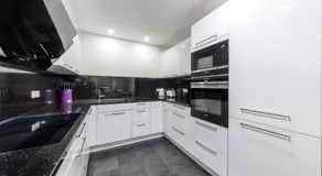 PMC Business Apartments - Image 3