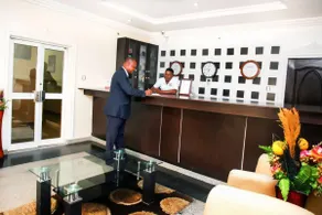 Western Dreams Hotel - Image 2