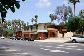 Downtown San Diego Lodge - Image 4