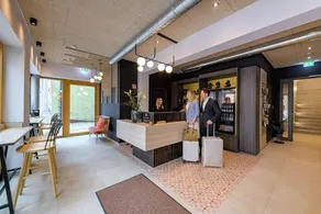 Stadthotel Neumarkt Mitte - Image 4
