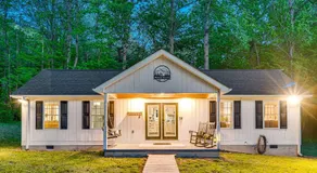 Shenandoah family & dog friendly cabin - 5 min walk river with private river access, BBQ, playground, fire pit - Image 4