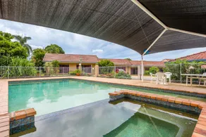 Aspley Carsel Motor Inn - Image 2