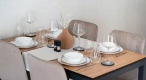 Zurich Furnished Business Apartments - Airport, Hallenstadion, Parking, Ergonomic Workspace - Image 5