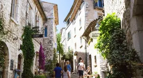Les Fontaines Saint-Paul-de-Vence Free Parking - Image 5
