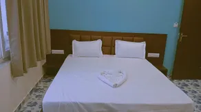 Udaipur View Guest House & Restro - Image 3