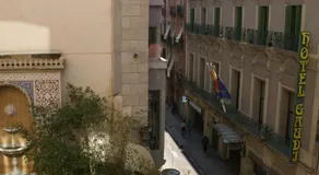 Hostal MiMi Las Ramblas - Image 4