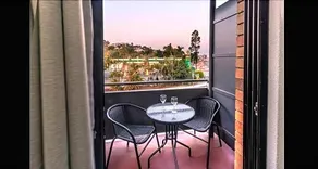 Kingsford Riverside Inn - Image 4