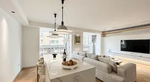 HuaiHai Road Branch Xujiahui Garden Large Living Room Luxury Three Bedroom Hengshan Road Henglong Plaza Shanghai Jiao Tong University - Image 2