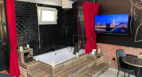 Luxe and Spa - Image 4