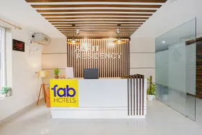 FabHotel Amrit Grand - Image 2