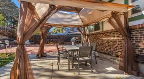 6BD Near DT - BBQ Grill, Games & Football Fun - Image 5