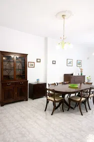 Spacious Seafront 3BR Apartment in Sliema - Image 5