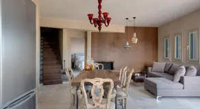 Amaranthine Villa - Image 2
