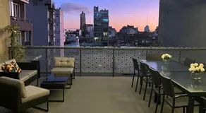  Ian Hotel - Image 2