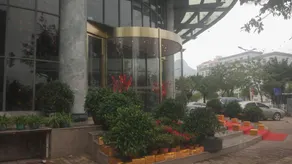 Zhongyin International Hotel - Image 5