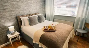 Parker House Beach & Golf Portrush Free parking - Image 2