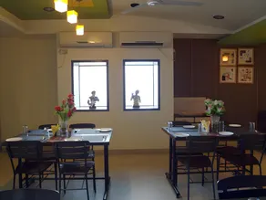 Hotel Airport Residency - Image 4