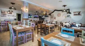 Dukes Habitaciones - Image 3