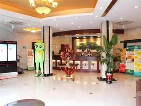 GreenTree Inn Shanghai Caoan Road Textile Express Hotel - Image 3