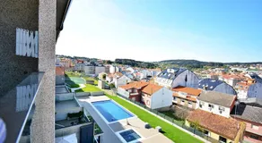 Apartamento con piscina en Portonovo, Sanxenxo - Image 2