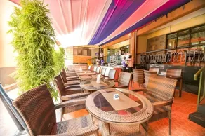 Upper Hill Blueberry Hotel - Image 3