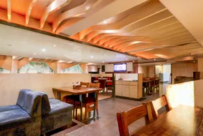 Super Townhouse Lotus Grand - Image 4