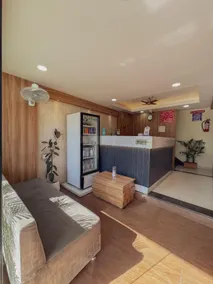 Hotel Lotus - Image 2